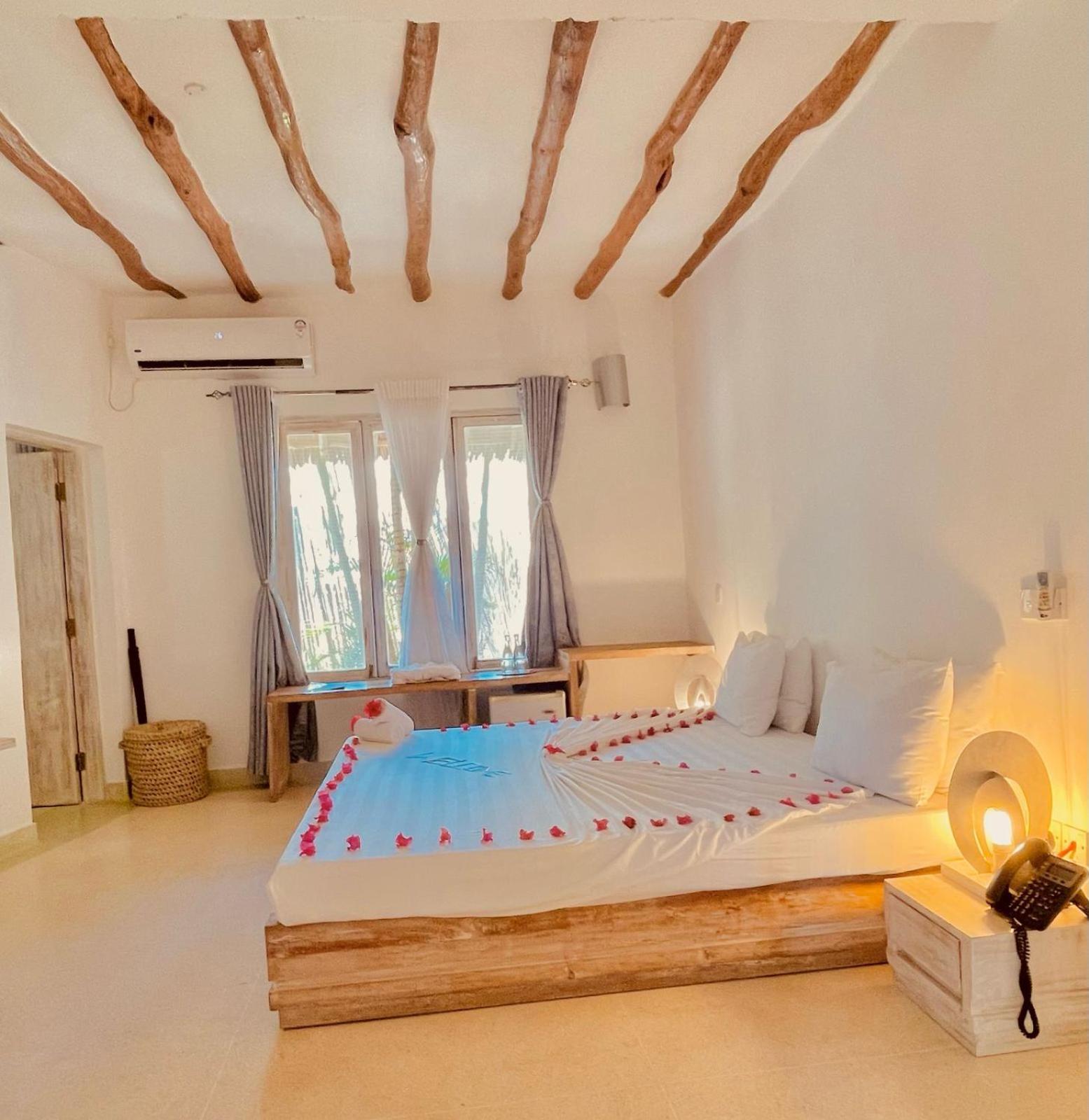 Terrazza Mawe Zuri Resort วาตามู ภายนอก รูปภาพ