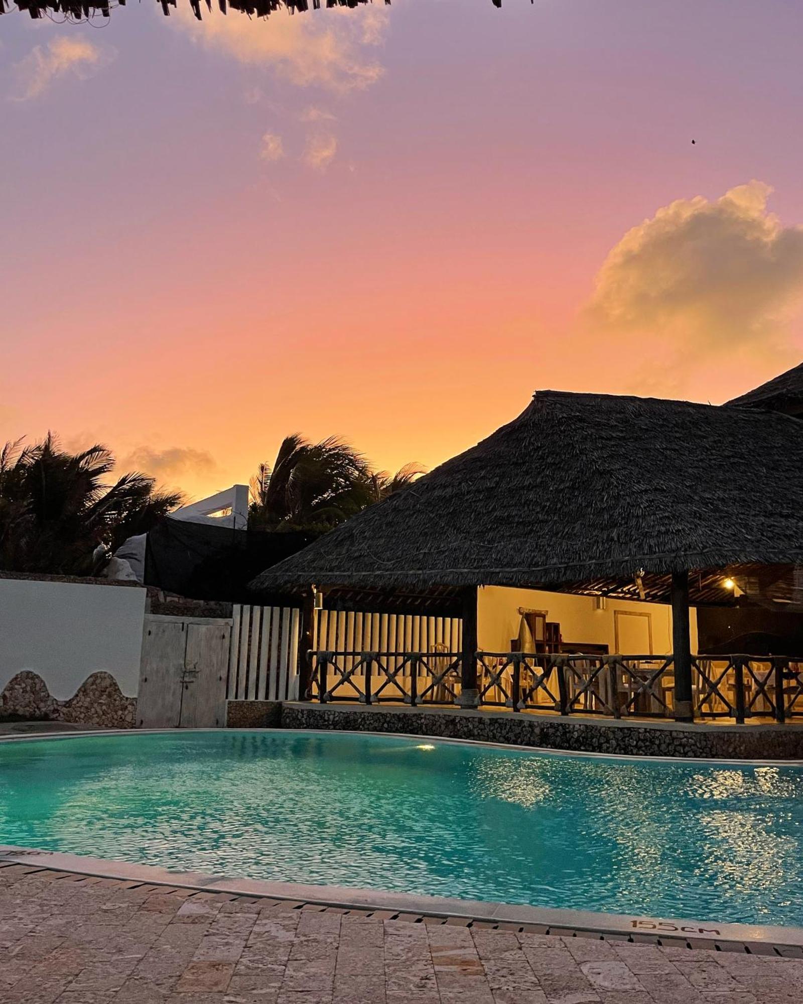 Terrazza Mawe Zuri Resort วาตามู ภายนอก รูปภาพ