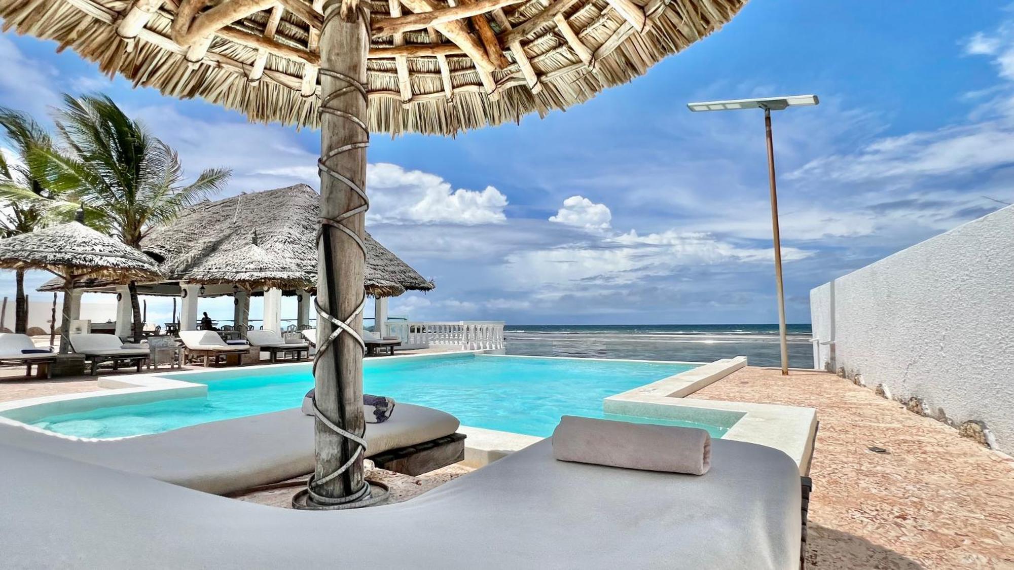 Terrazza Mawe Zuri Resort วาตามู ภายนอก รูปภาพ